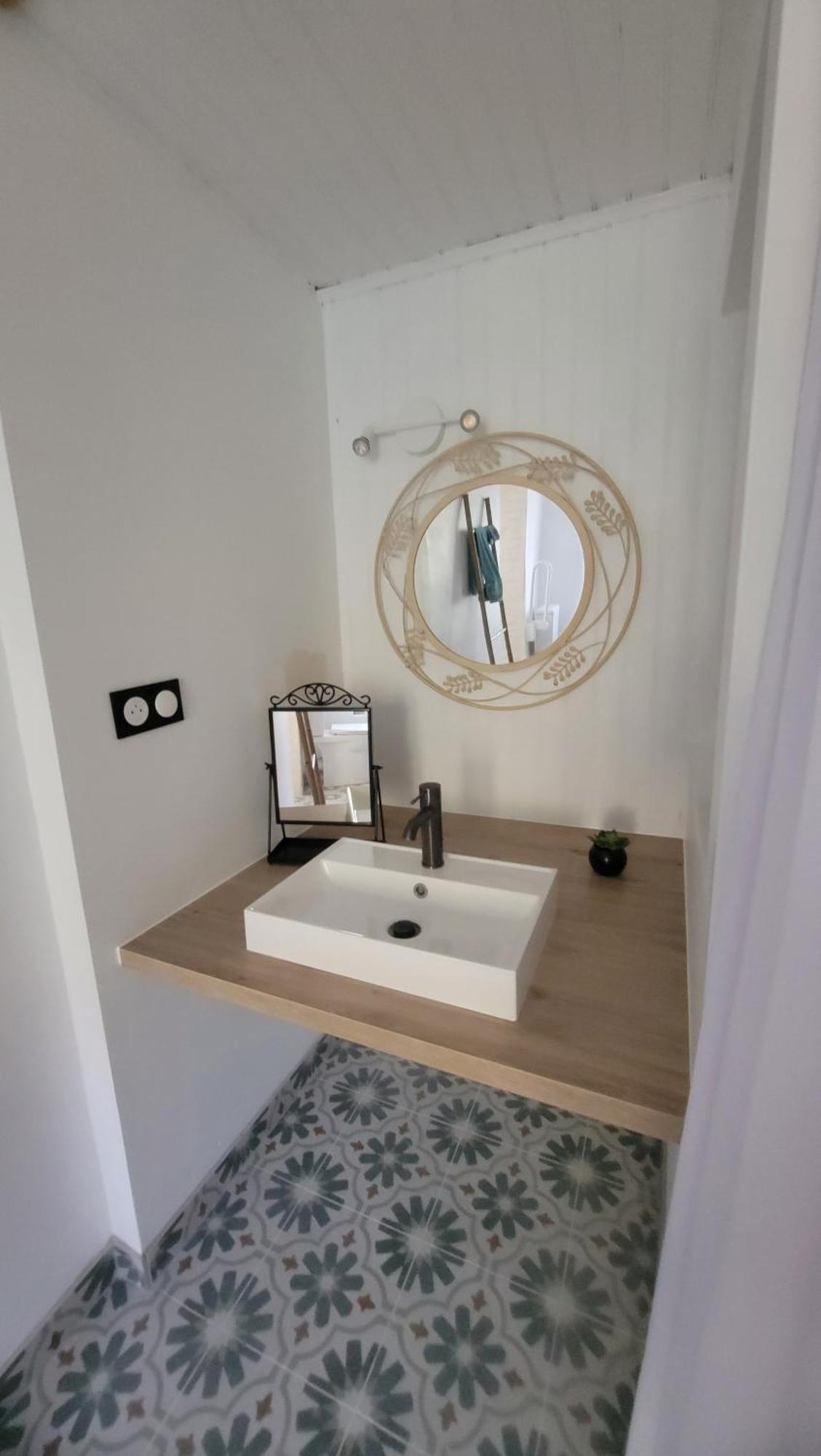 Le Truc En Plus, Accessibles Pmr, Appartement 45 M2 Mitoyen Dans Une Maison Avec Un Autre Appartement Guérard Екстериор снимка